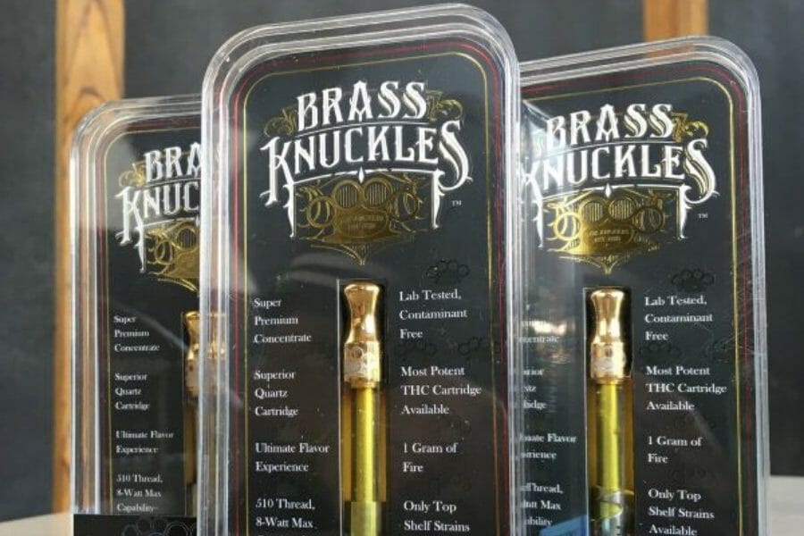 Reefer Post Brass Knuckles Wax Pen Review (Should You Buy One?)